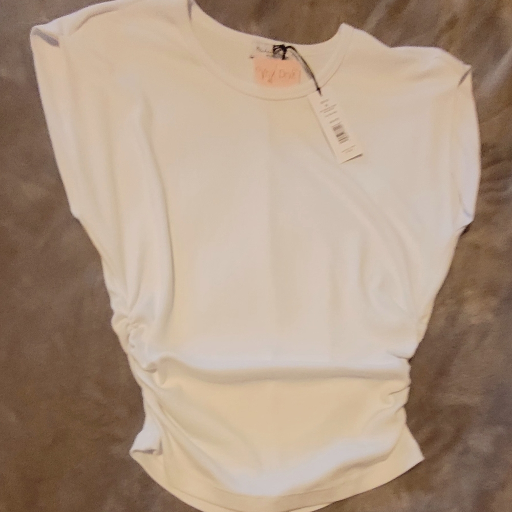 White Tee Top Women's Michael Stars Los Angeles Elegantly Structured. NEW